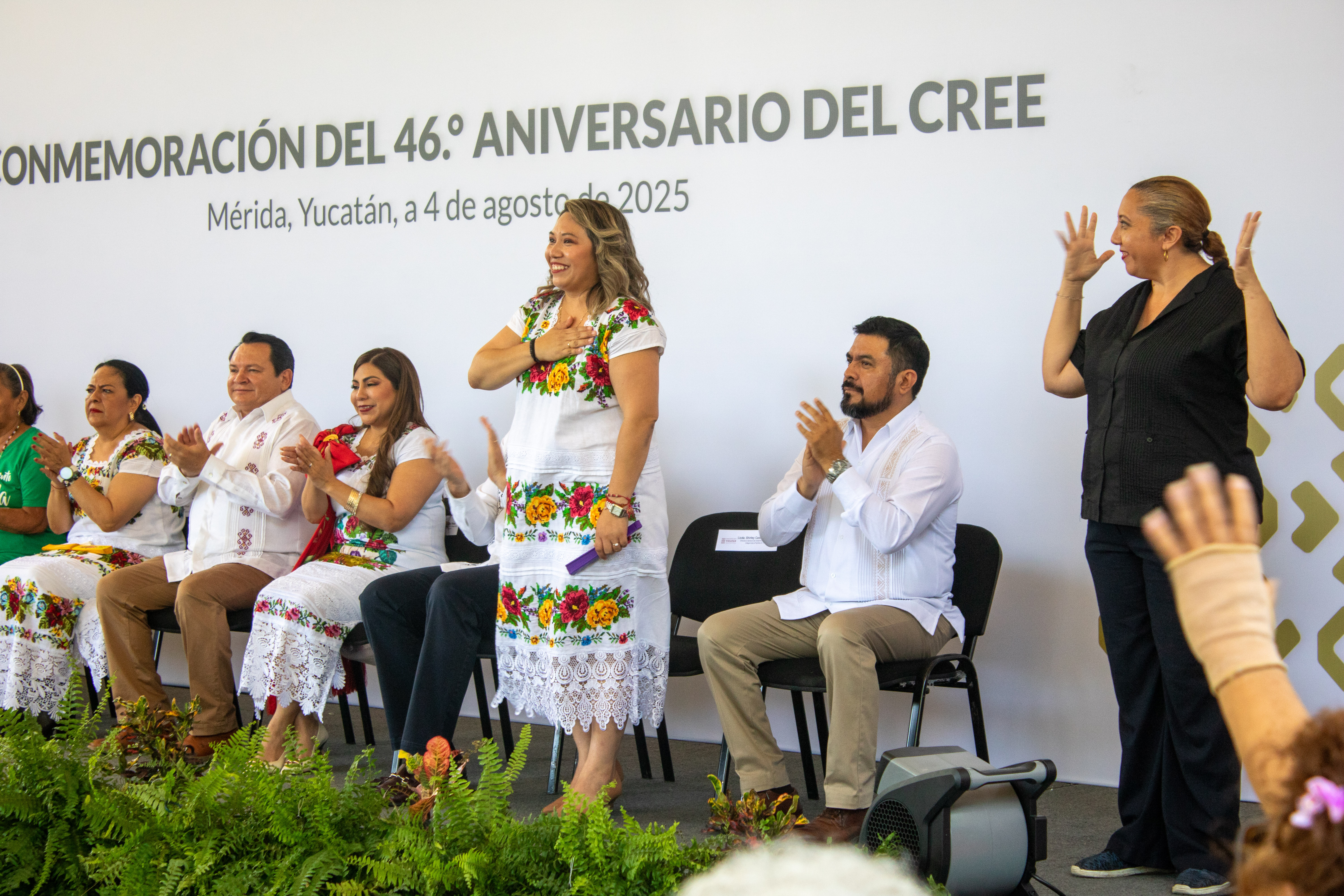 Aniversario del CREE.