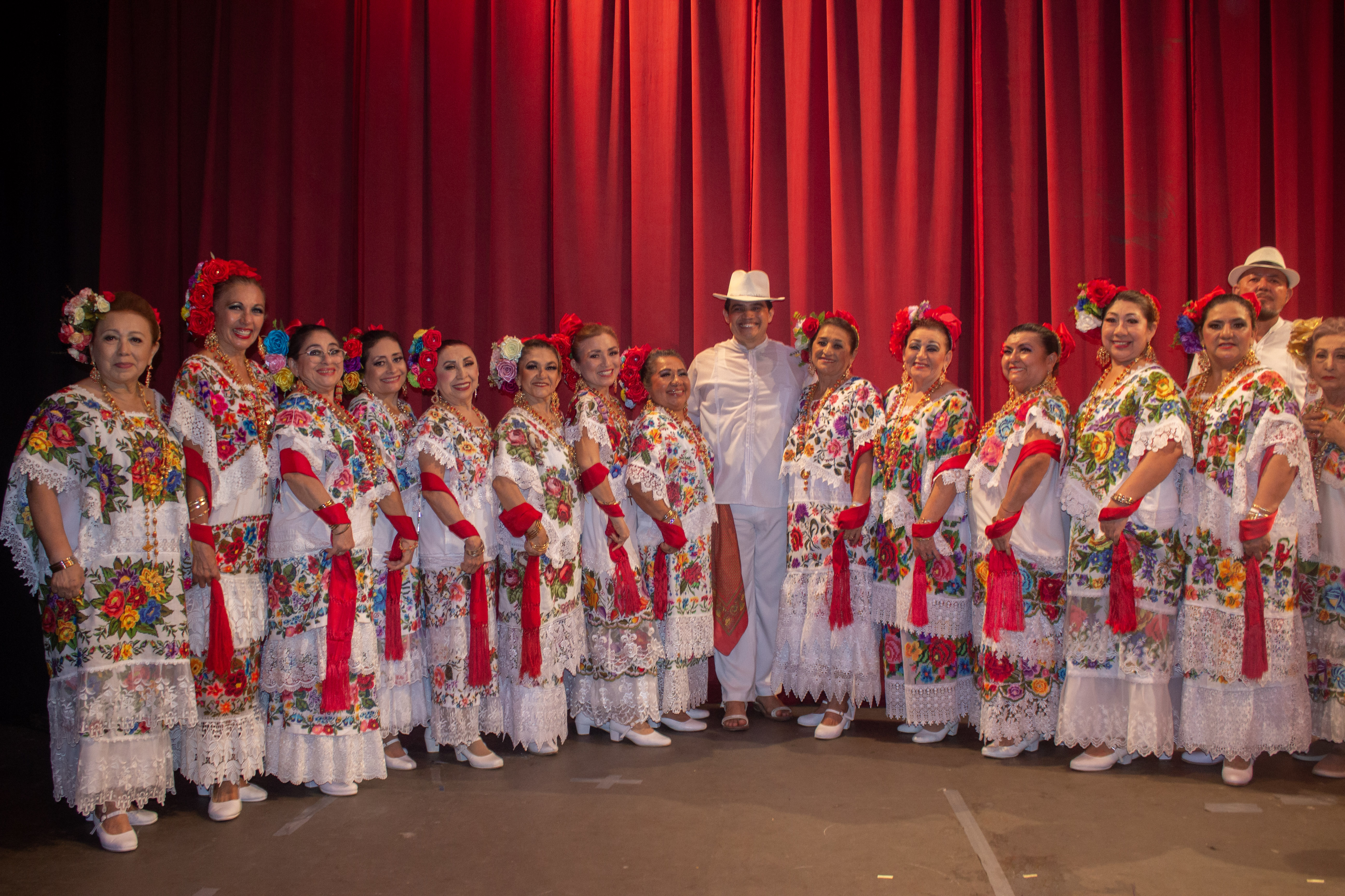 Participación en el IX Festival Internacional Edad de Oro